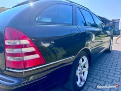 Używany 2006 Mercedes C180 Avantgarde | 21 000 zł