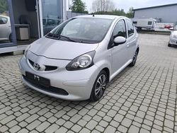 Srebrny Używany 2007 Toyota Aygo Hatchback | 9900 zł (Dość drogi)