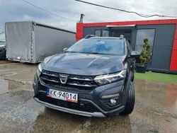 Szary (metalik) Używany 2021 Dacia Sandero Stepway Hatchback | 64 900 zł