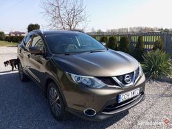 Brązowy Używany 2015 Nissan Qashqai SUV | 48 500 zł (Dość drogi)