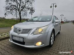 Srebrny Używany 2009 Toyota Avensis Kombi | 21 990 zł (Dość drogi)