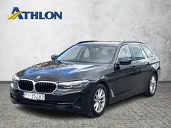 Czarny (metalik) Używany 2023 BMW 518 Kombi | 146 000 zł (Super Cena)