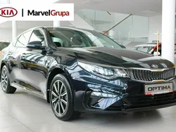 Niebieski ciemny Używany 2018 Kia Optima 2 Coupe | 119 900 zł