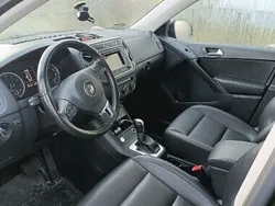 Czarny Używany 2016 VW Tiguan SUV | 46 000 zł