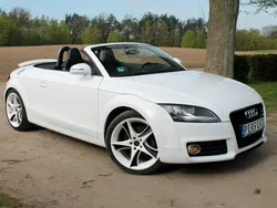 Biały (metalik) Używany 2010 Audi TT Kabriolet | 45 999 zł (Dobra cena)