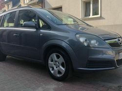 Szary Używany 2005 Opel Zafira Minivan | 8900 zł (Dobra cena)