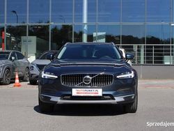 Używany 2021 Volvo V90 CC Kombi | 152 400 zł (Dość drogi)