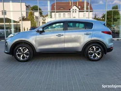 Złoty (metalik) Używany 2021 Kia Sportage 2 SUV | 87 900 zł (Uczciwa cena)