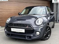 Szary Używany 2018 Mini Cooper Hatchback | 67 900 zł