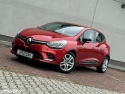 Czerwony Używany 2017 Renault Clio IV LIMITED Sedan/Limuzyna | 33 900 zł (Uczciwa cena)
