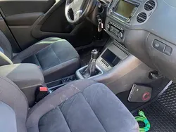 Czarny Używany 2013 VW Tiguan SUV | 33 000 zł (Dobra cena)
