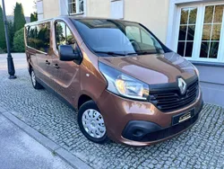Brązowy (metalik) Używany 2017 Renault Trafic Van | 68 900 zł