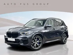 Szary arktyczny z brylantowym połyskiem metalizowany Używany 2022 BMW X5 Shadowline SUV | 279 900 zł (Uczciwa cena)