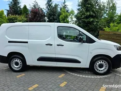 Biały Używany 2022 Peugeot Partner S Minivan | 56 900 zł (Drogi)