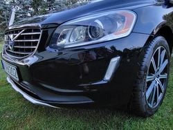 Czarny Używany 2014 Volvo XC60 Inscription SUV | 85 000 zł