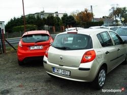 Złoty Używany 2006 Renault Clio II Hatchback | 7900 zł (Uczciwa cena)