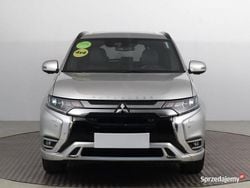 Szary Używany 2019 Mitsubishi Outlander P-HEV SUV | 82 999 zł (Super Cena)