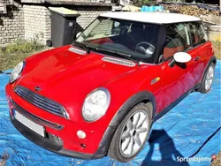 Czerwony Używany 2002 Mini Cooper Hatchback | 9900 zł (Uczciwa cena)