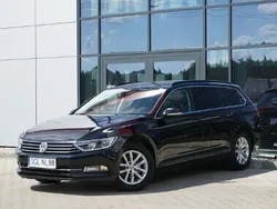 Czarny Używany 2018 VW Passat Kombi | 58 999 zł (Dobra cena)