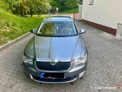 Używany 2011 Skoda Superb Kombi | 34 000 zł (Drogi)