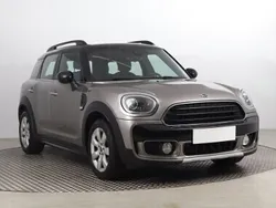 Szary Używany 2018 Mini Countryman SUV | 66 999 zł (Dobra cena)