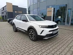 Biały Używany 2021 Opel Mokka SUV | 66 500 zł (Uczciwa cena)