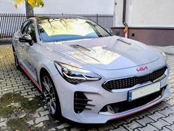Szary Używany 2020 Kia Stinger Hatchback | 129 000 zł