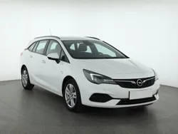 Biały Używany 2021 Opel Astra Kombi | 36 999 zł (Dobra cena)