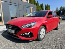Czerwony (metalik) Używany 2020 Hyundai i30 Kombi | 40 900 zł (Dobra cena)