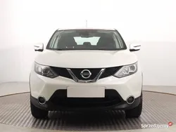 Biały Używany 2016 Nissan Qashqai SUV | 47 999 zł (Dobra cena)