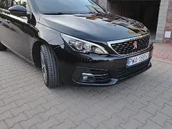 Czarny Używany 2019 Peugeot 308 Hatchback | 39 800 zł (Uczciwa cena)