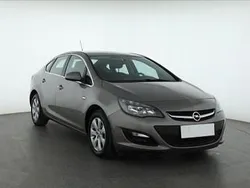 Szary Używany 2017 Opel Astra Sedan/Limuzyna | 29 999 zł (Dobra cena)