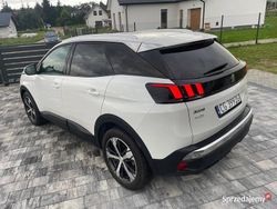 Biały Używany 2017 Peugeot 3008 SUV | 59 900 zł (Uczciwa cena)