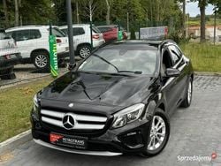 Czarny Używany 2016 Mercedes GLA180 SUV | 59 900 zł