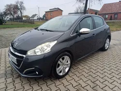 Inny kolor Używany 2015 Peugeot 208 Hatchback | 24 500 zł (Uczciwa cena)