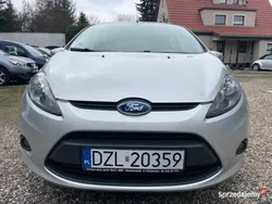 Srebrny Używany 2009 Ford Fiesta Hatchback | 16 900 zł (Uczciwa cena)