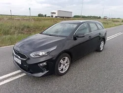Czarny Używany 2019 Kia Ceed Kombi | 55 900 zł (Uczciwa cena)