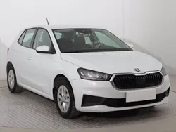 Biały Używany 2021 Skoda Fabia Hatchback | 46 499 zł (Dość drogi)