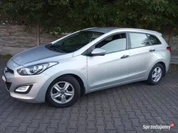 Srebrny Używany 2015 Hyundai i30 Kombi | 21 800 zł (Dobra cena)