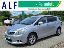 Srebrny Używany 2010 Toyota Verso Minivan | 25 900 zł (Dość drogi)