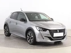Srebrny Używany 2023 Peugeot 208 Hatchback | 75 999 zł (Drogi)
