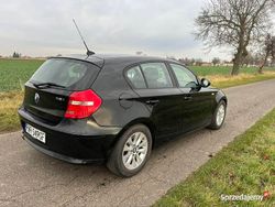 Czarny Używany 2010 BMW 118 Hatchback | 11 900 zł