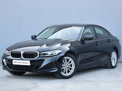 Czarny szafir metalizowany Używany 2024 BMW 318 Comfort Edition Sedan/Limuzyna | 149 900 zł (Dobra cena)