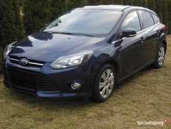 Granatowy Używany 2012 Ford Focus Titanium Hatchback | 21 900 zł (Dość drogi)