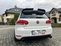 Biały Używany 2009 VW Golf VI GTI Coupe | 37 500 zł