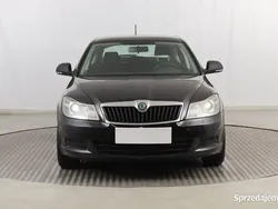 Czarny Używany 2012 Skoda Octavia Hatchback | 18 499 zł (Dobra cena)