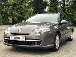 Brązowy Używany 2008 Renault Laguna III Kombi | 14 500 zł (Dość drogi)