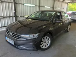 Szary (metalik) Używany 2021 VW Passat Sedan/Limuzyna | 59 900 zł (Super Cena)
