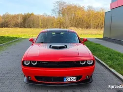 Czerwony Używany 2017 Dodge Challenger Coupe | 145 000 zł (Drogi)