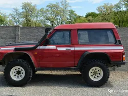Czerwony Używany 1993 Nissan Patrol SUV | 25 900 zł